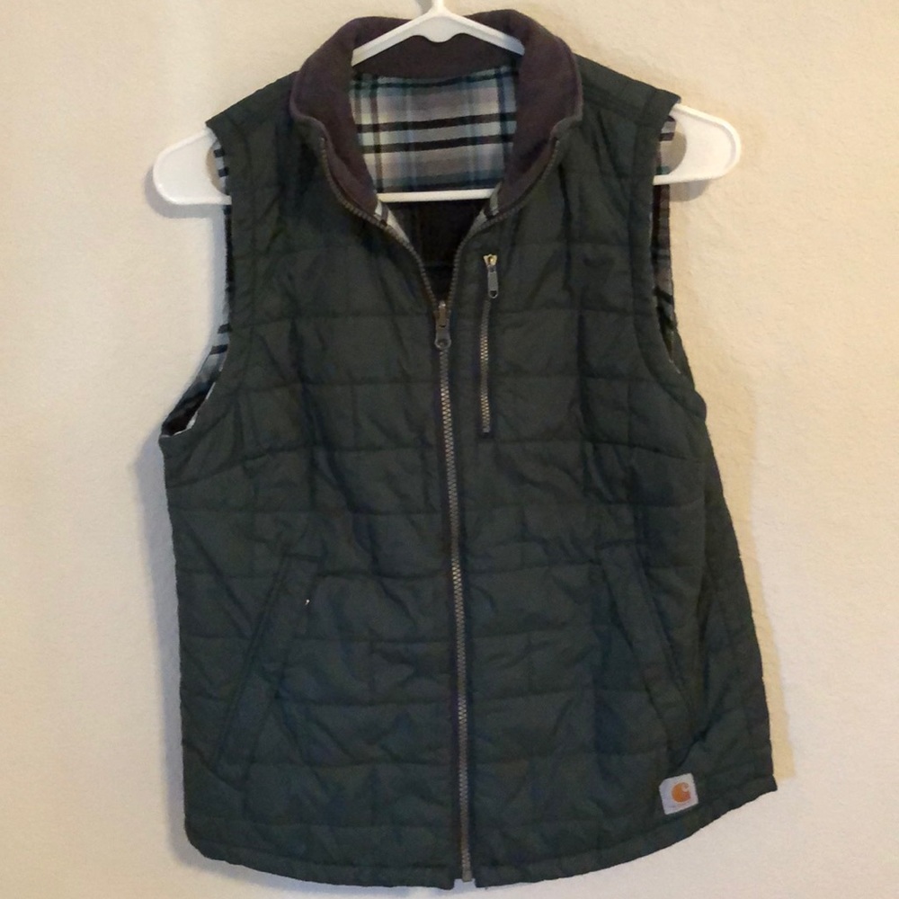 Reversible green Carhartt quilted vest size small.